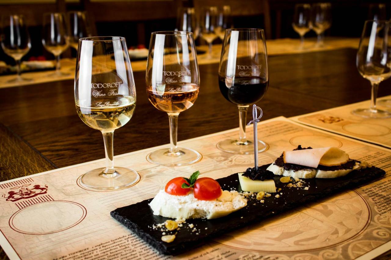 Todoroff Wine Residence 布莱斯托维特萨 外观 照片